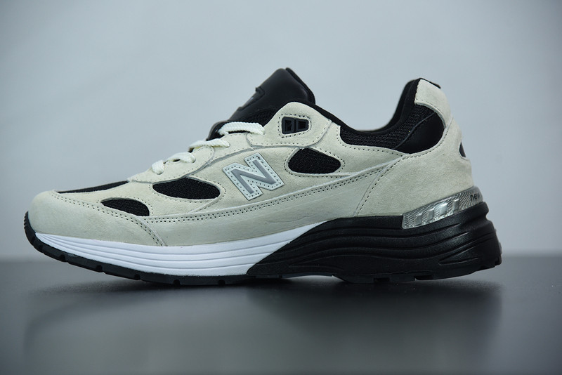 NEW BALANCE M992 M992YN2