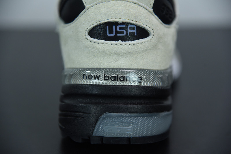 NEW BALANCE M992 M992YN2