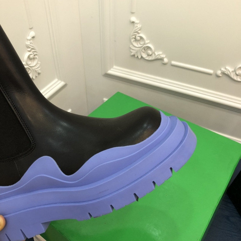 BOTTEGA VENETA SNEAKER