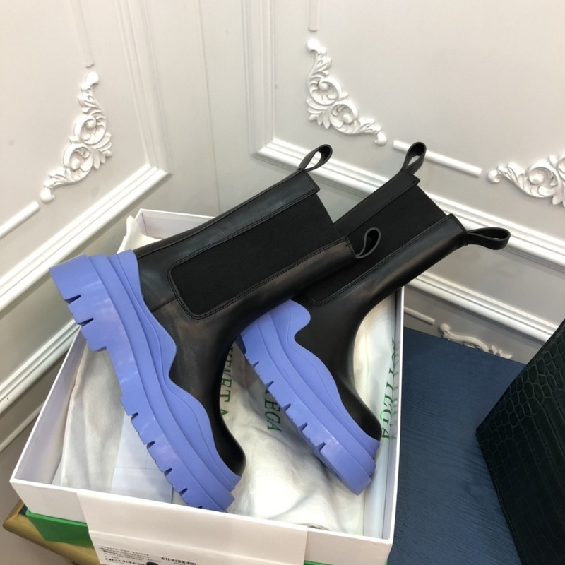 BOTTEGA VENETA SNEAKER