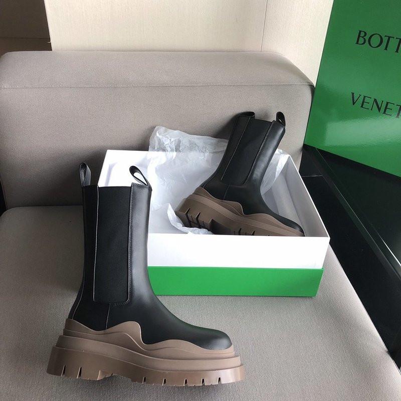 BOTTEGA VENETA SNEAKER