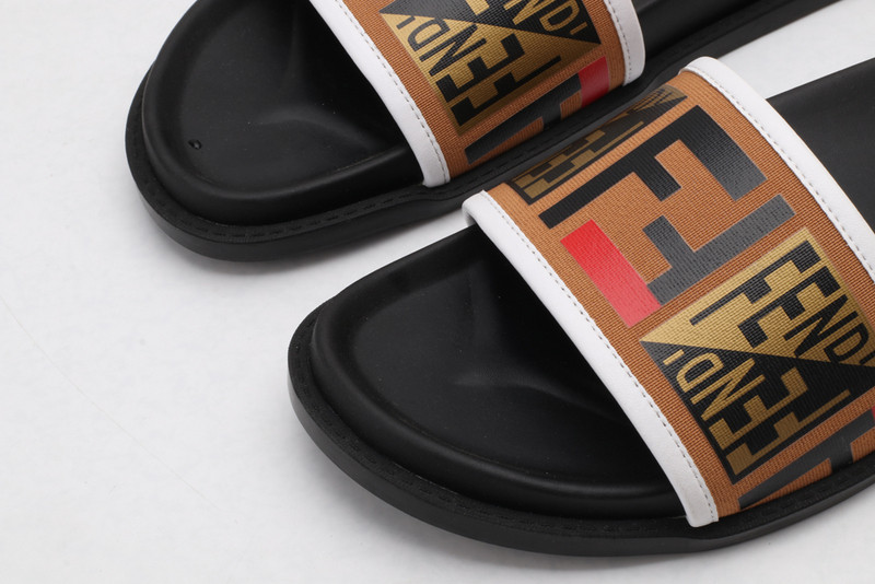 FENDI SLIDE