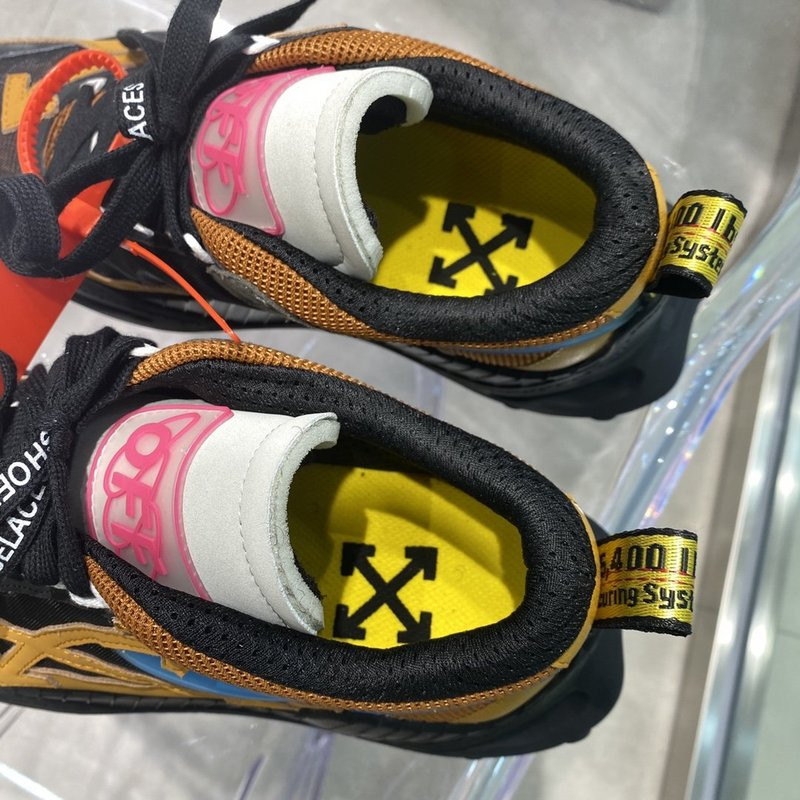 OF C/O ODSY-1000 SNEAKER
