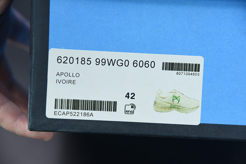 G*u*i rhyton sneaker