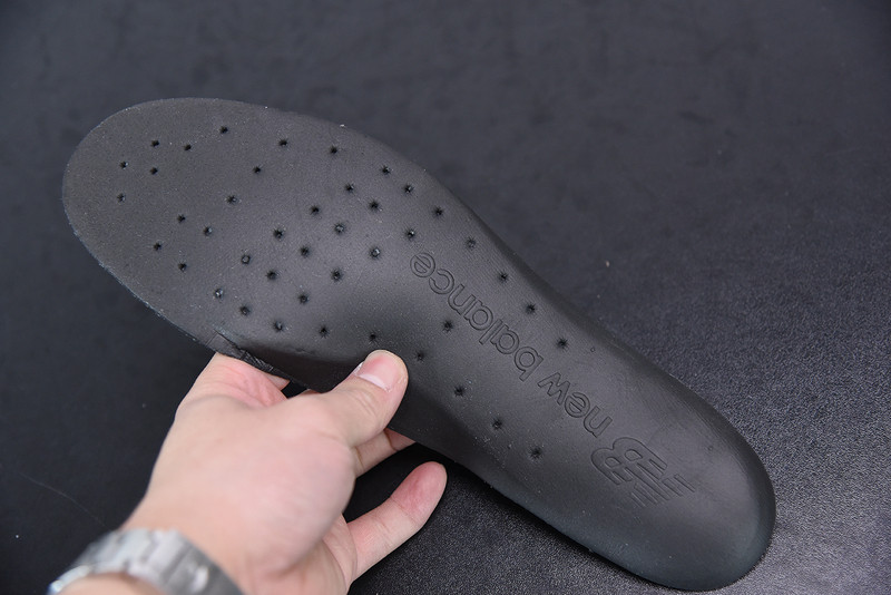 NEW BALANCE ML2002RA-1