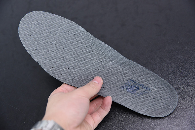 NEW BALANCE ML2002RA-1