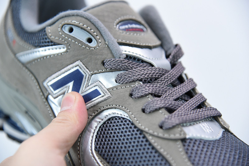 NEW BALANCE ML2002RA-1