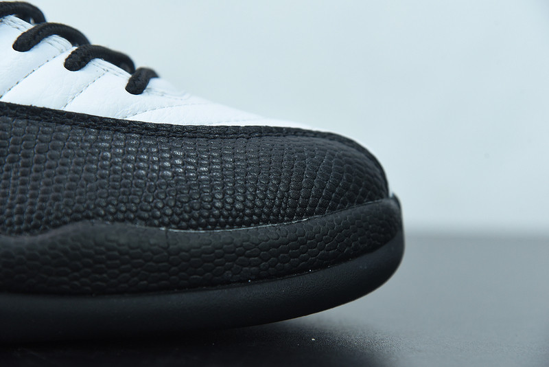 AIR JORDAN 12 “ROYALTY” CT8013-170