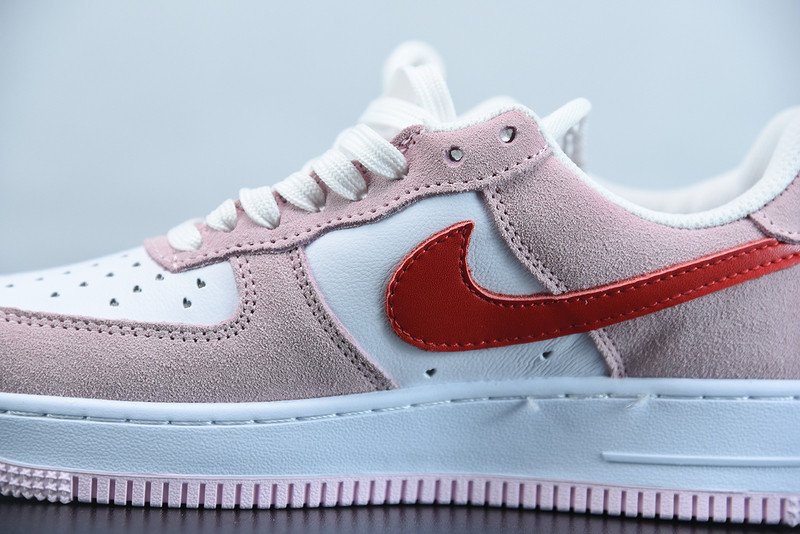 NIKE AIR FORCE 1 07 QS VALENTINES‘D LOVE LETTER DD3384-600