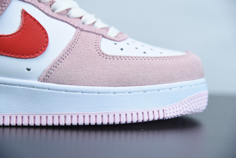 NIKE AIR FORCE 1 07 QS VALENTINES‘D LOVE LETTER DD3384-600