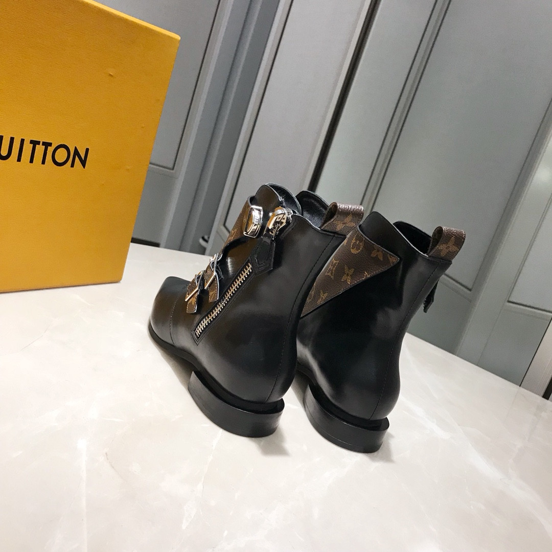 LVT BOOTS