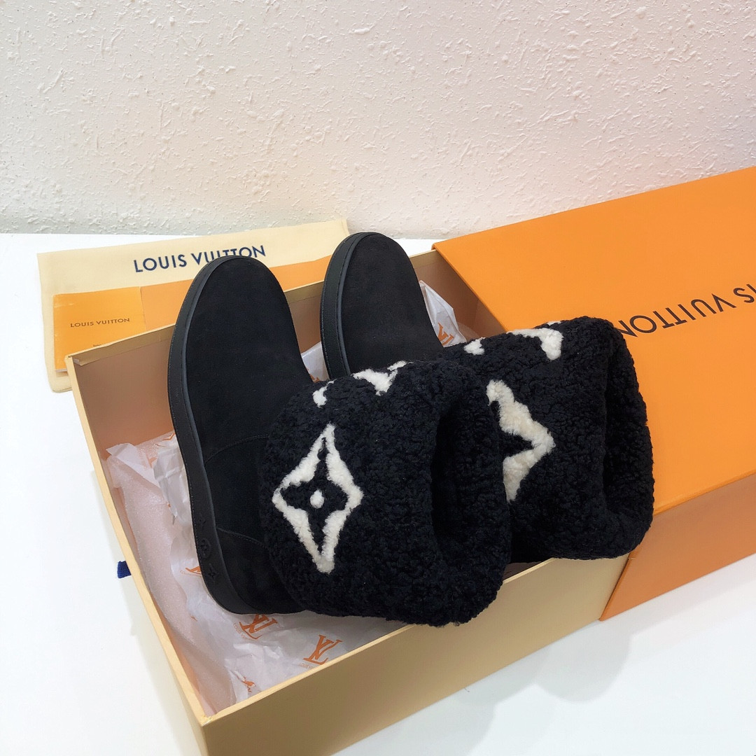 LVT BOOTS
