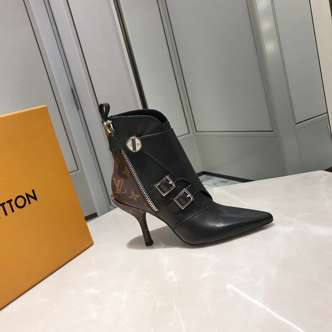 LVT BOOTS