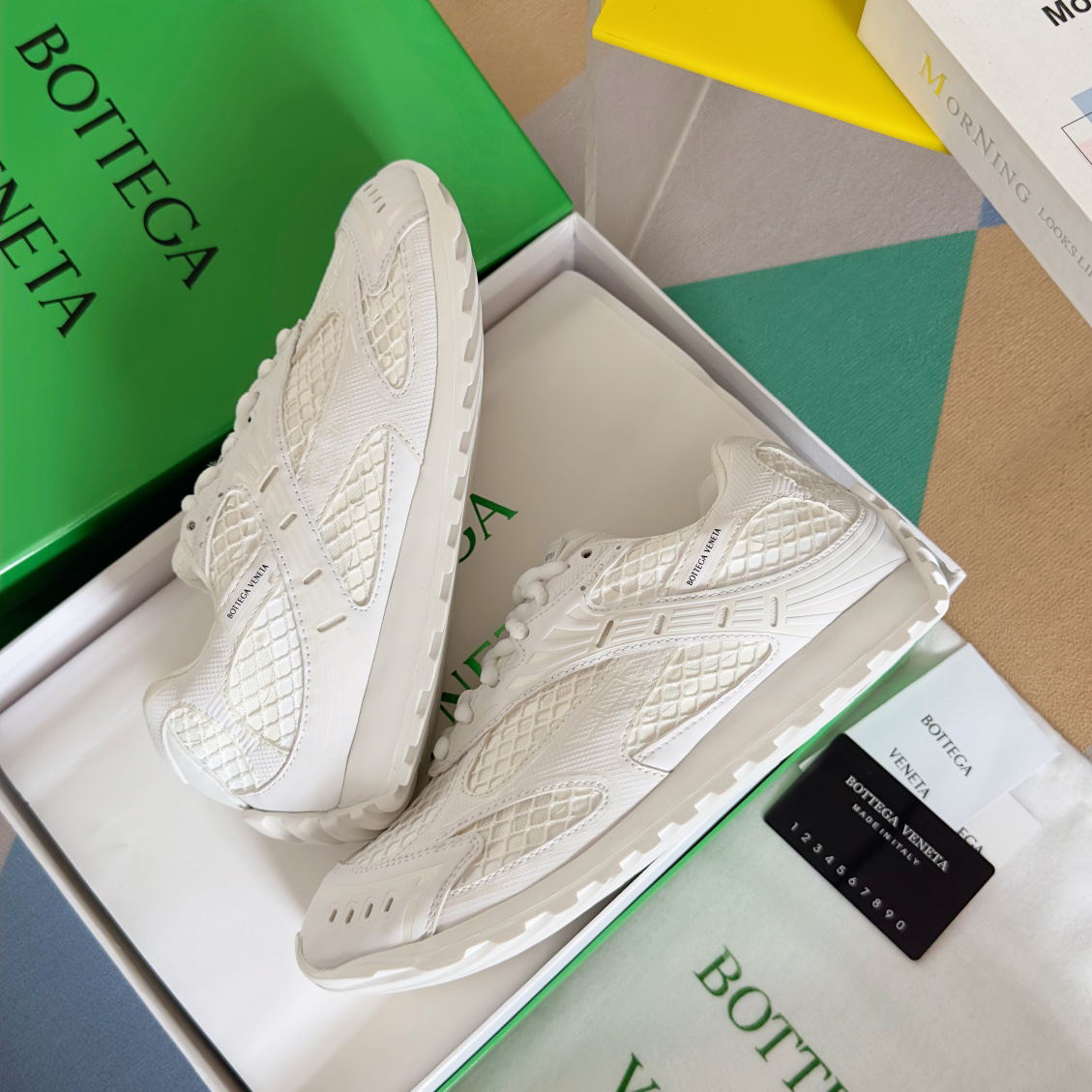 bo*te*ga Ve*ne*ta orbit sneaker