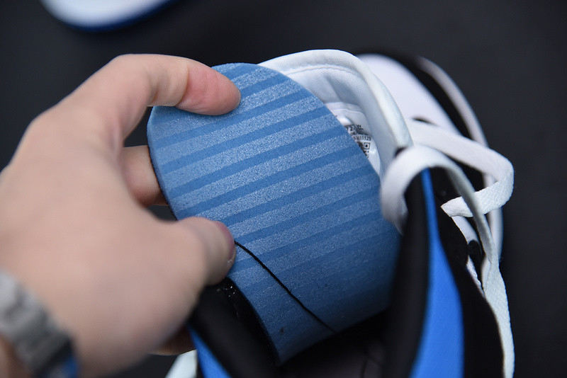 AIR JORDAN 1 MID WMNS ROYAL BLACK WHITE BQ6472-102