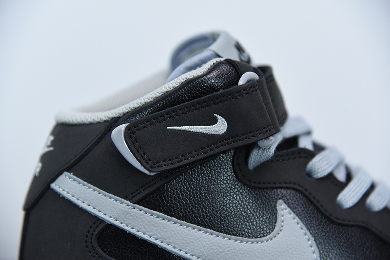 NIKE AIR FORCE 1 HIGH J-PACK