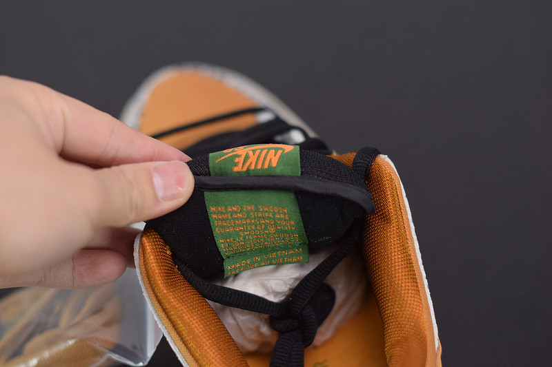 NIKE SB DUNK LOW “SAFARI” CD2563-002