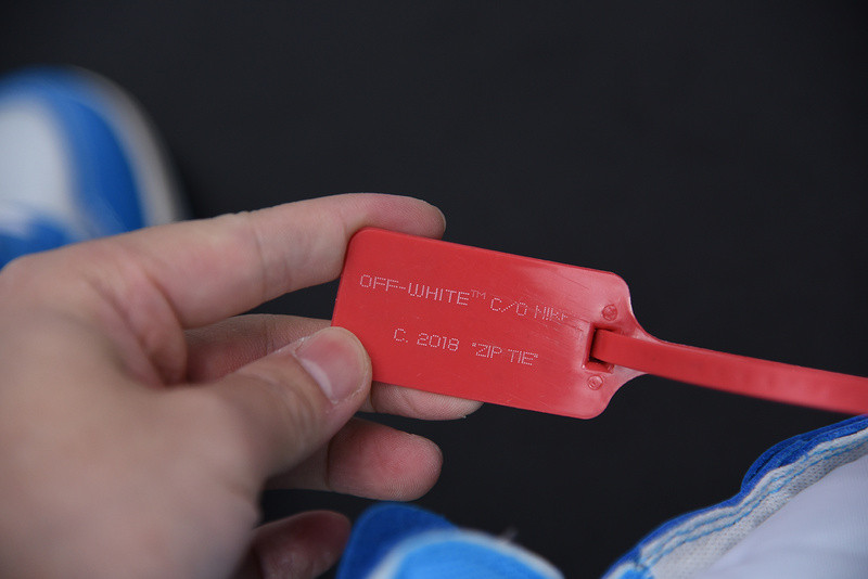 AIR JORDAN 1 RETRO HIGH OF "OF UNC" AQ0818-148