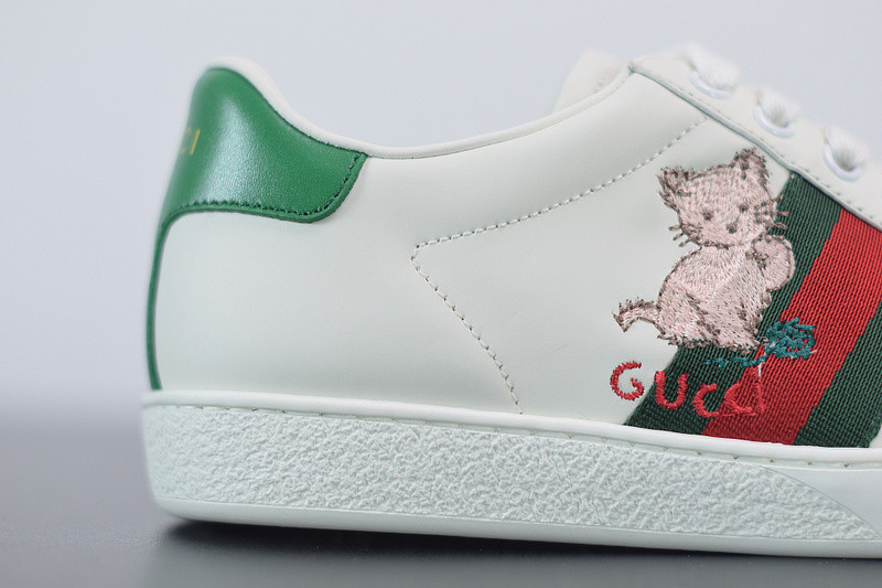 G*u*i ace embroidered low-top sneaker
