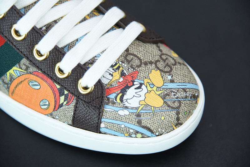 G*u*i sneaker