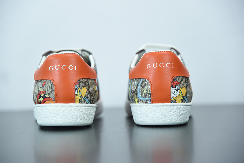G*u*i sneaker
