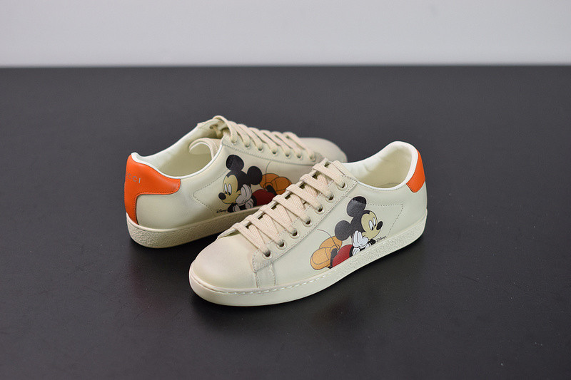 G*u*i ace embroidered low-top sneaker