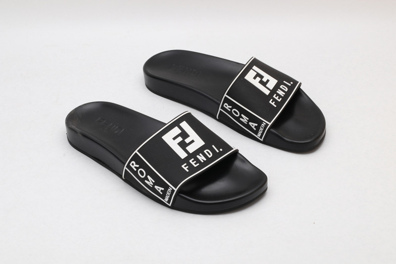 FENDI SLIDE