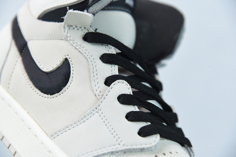 AIR JORDAN 1 HIGH ZOOM AIR CMFT SUMMIT WHITE BLACK(W)  CT0979-100