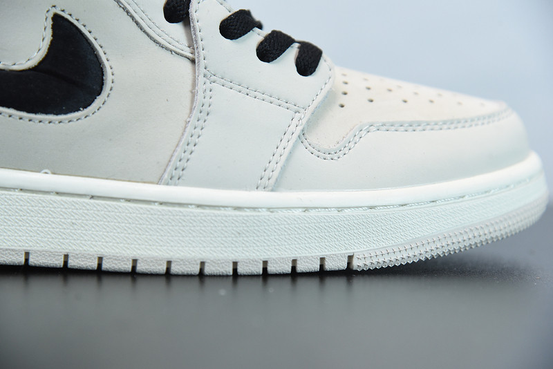 AIR JORDAN 1 HIGH ZOOM AIR CMFT SUMMIT WHITE BLACK(W)  CT0979-100