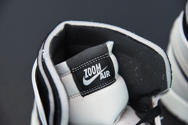 AIR JORDAN 1 HIGH ZOOM AIR CMFT SUMMIT WHITE BLACK(W)  CT0979-100