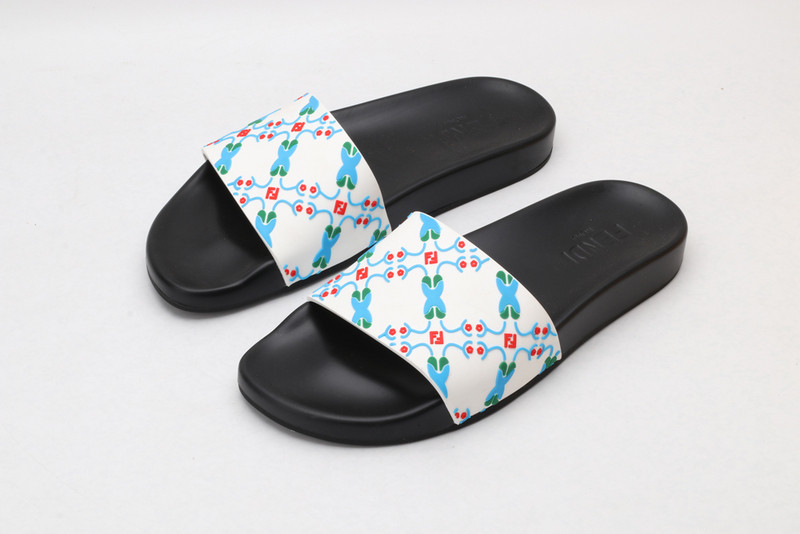 FENDI SLIDE