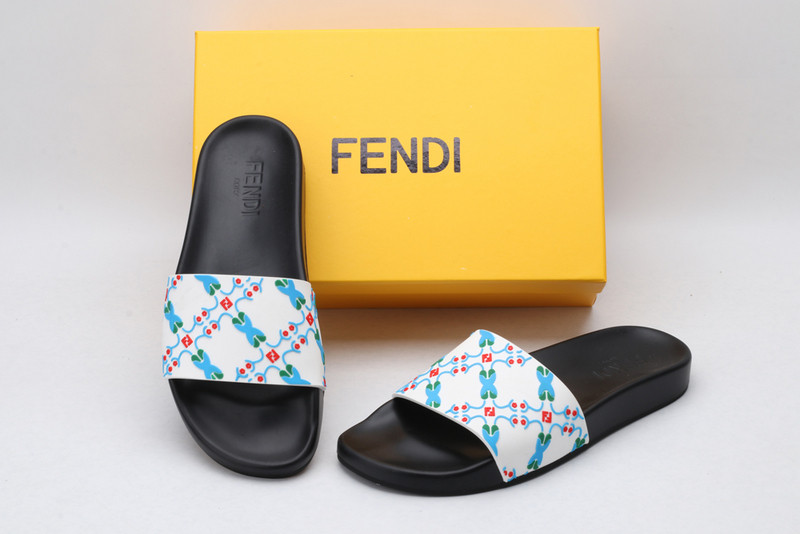 FENDI SLIDE