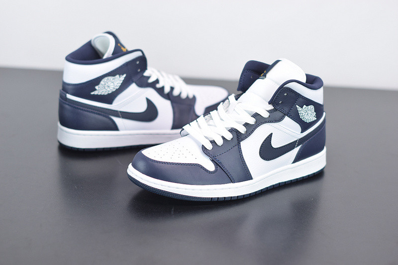 AIR JORDAN 1 MID WHITE METALLIC GOLD OBSIDIAN 554724-174