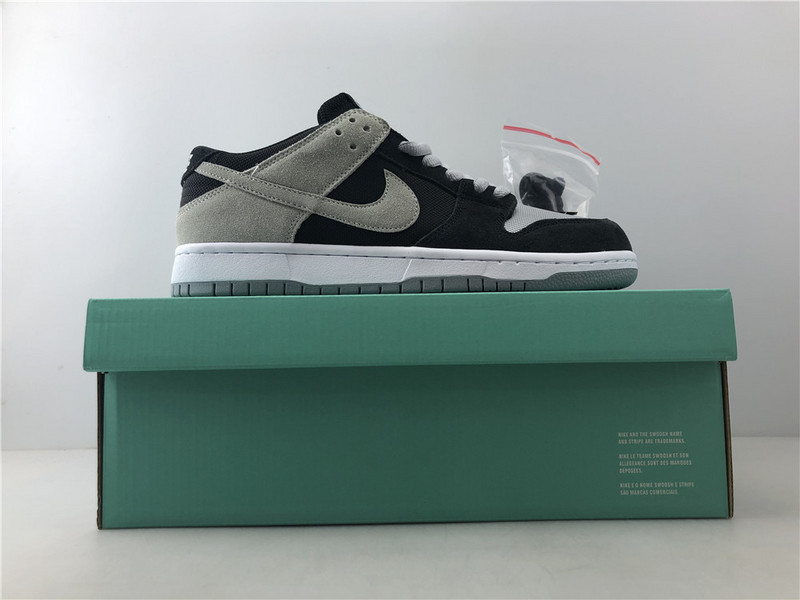 NIKE SB DUNK LOW TRD 854886-001