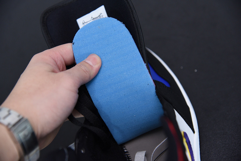 AIR JORDAN 1 MID LAKERS TOP 3 852542-005