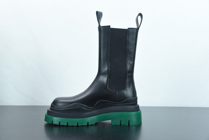 BOTTEGA VENETA SNEAKER