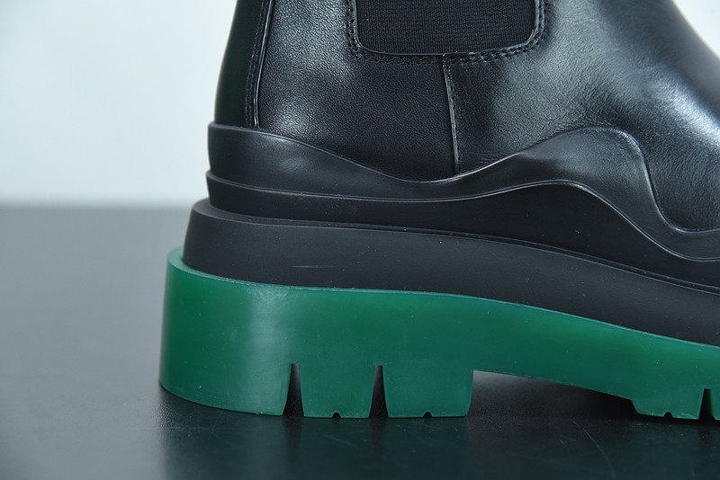 BOTTEGA VENETA SNEAKER