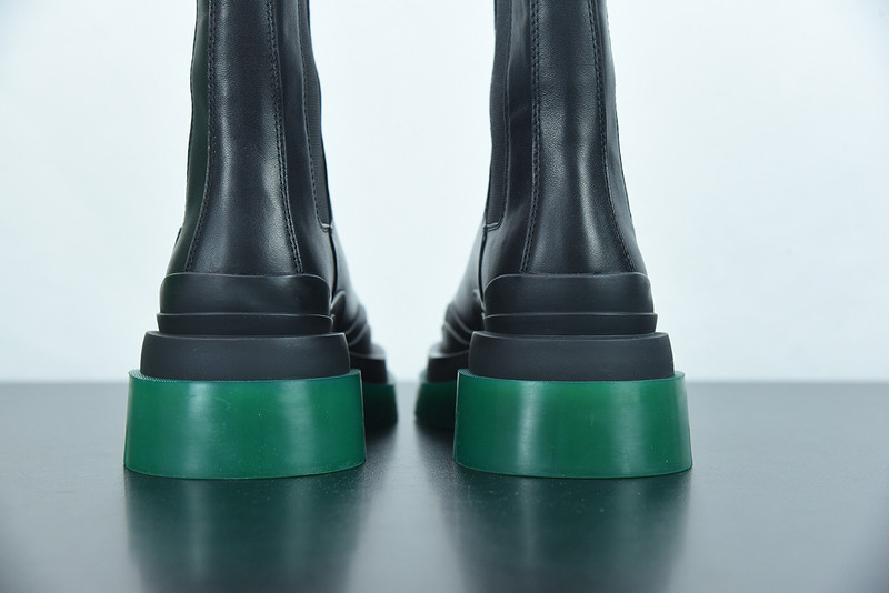 BOTTEGA VENETA SNEAKER