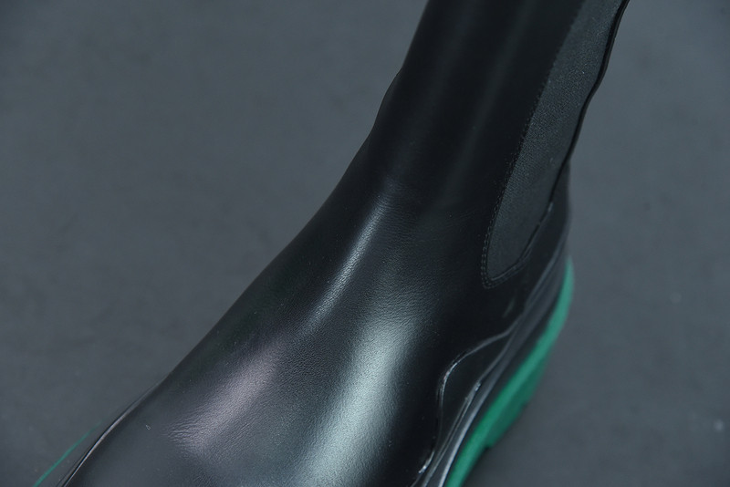 BOTTEGA VENETA SNEAKER