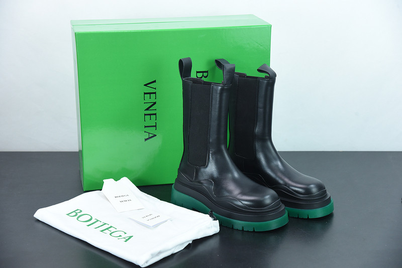 BOTTEGA VENETA SNEAKER