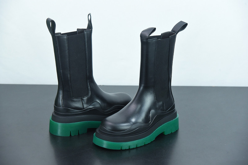 BOTTEGA VENETA SNEAKER