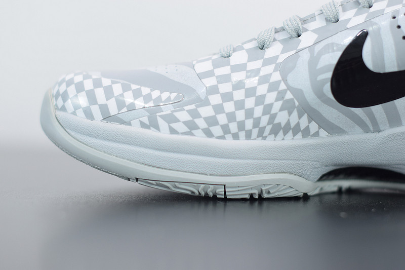 NIKE KOBE 5 PROTRO ZEBRA E CD4991-003