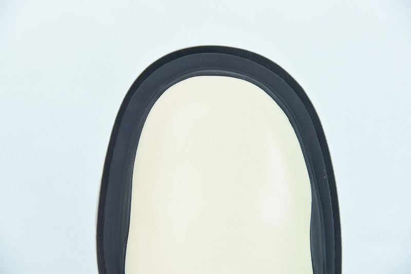 BOTTEGA VENETA SNEAKER