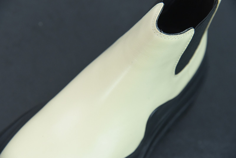 BOTTEGA VENETA SNEAKER