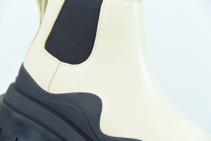 BOTTEGA VENETA SNEAKER