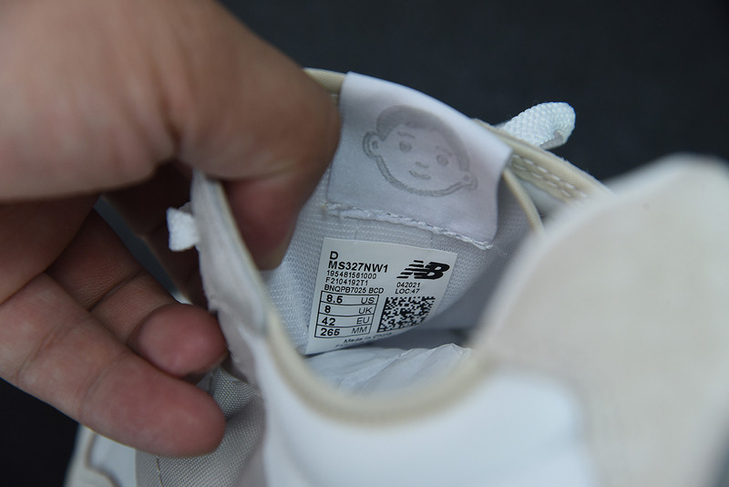NEW BALANCE MS327NW1