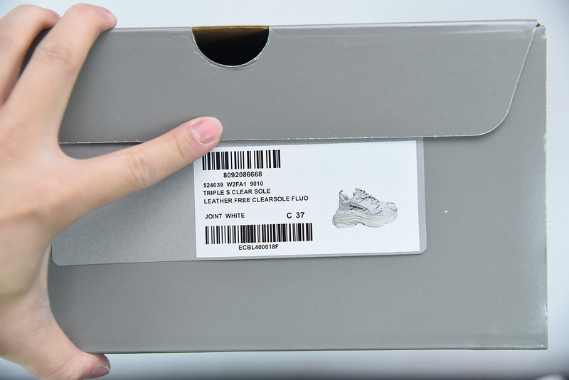 BC TRIPLE S TRAINER WHITE 524039 W06E2 2021