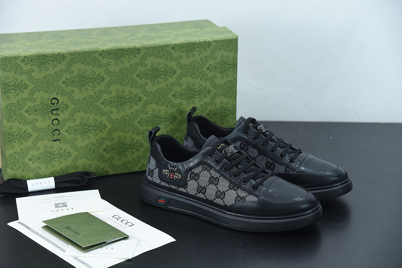 G*u*i sneaker