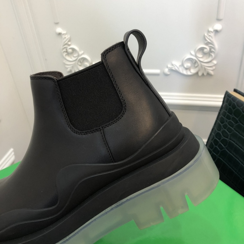 BOTTEGA VENETA SNEAKER