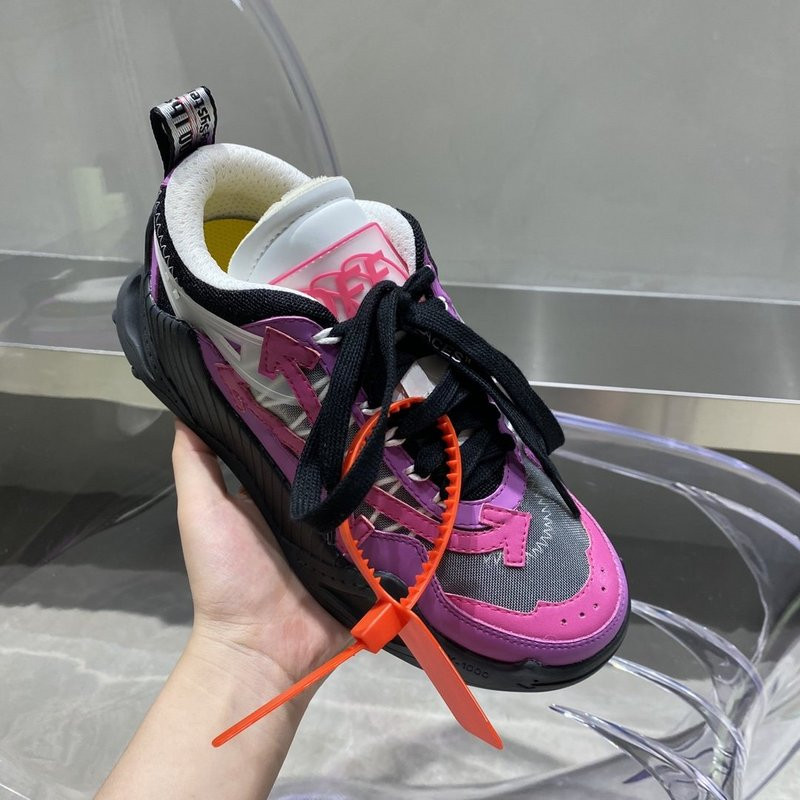 OF C/O ODSY-1000 SNEAKER